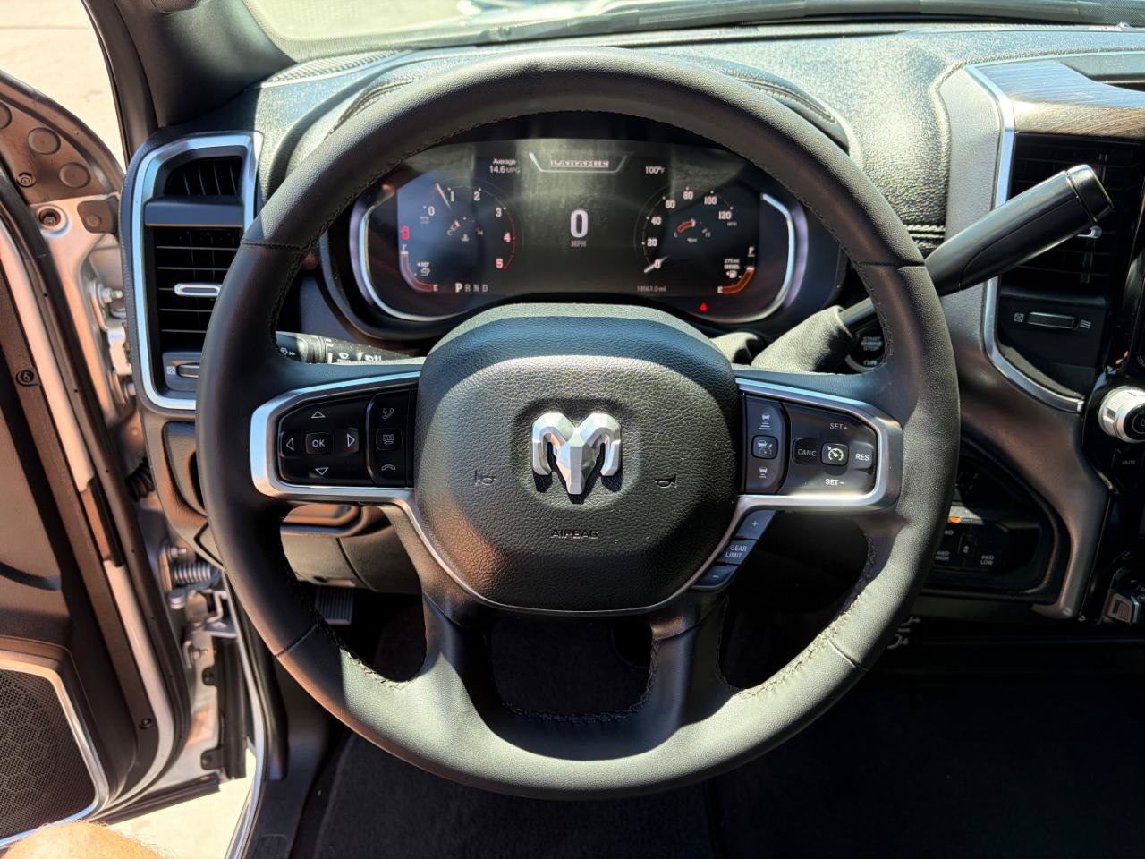 Used 2026 RAM 2500 Laramie AWD/4WD image 15