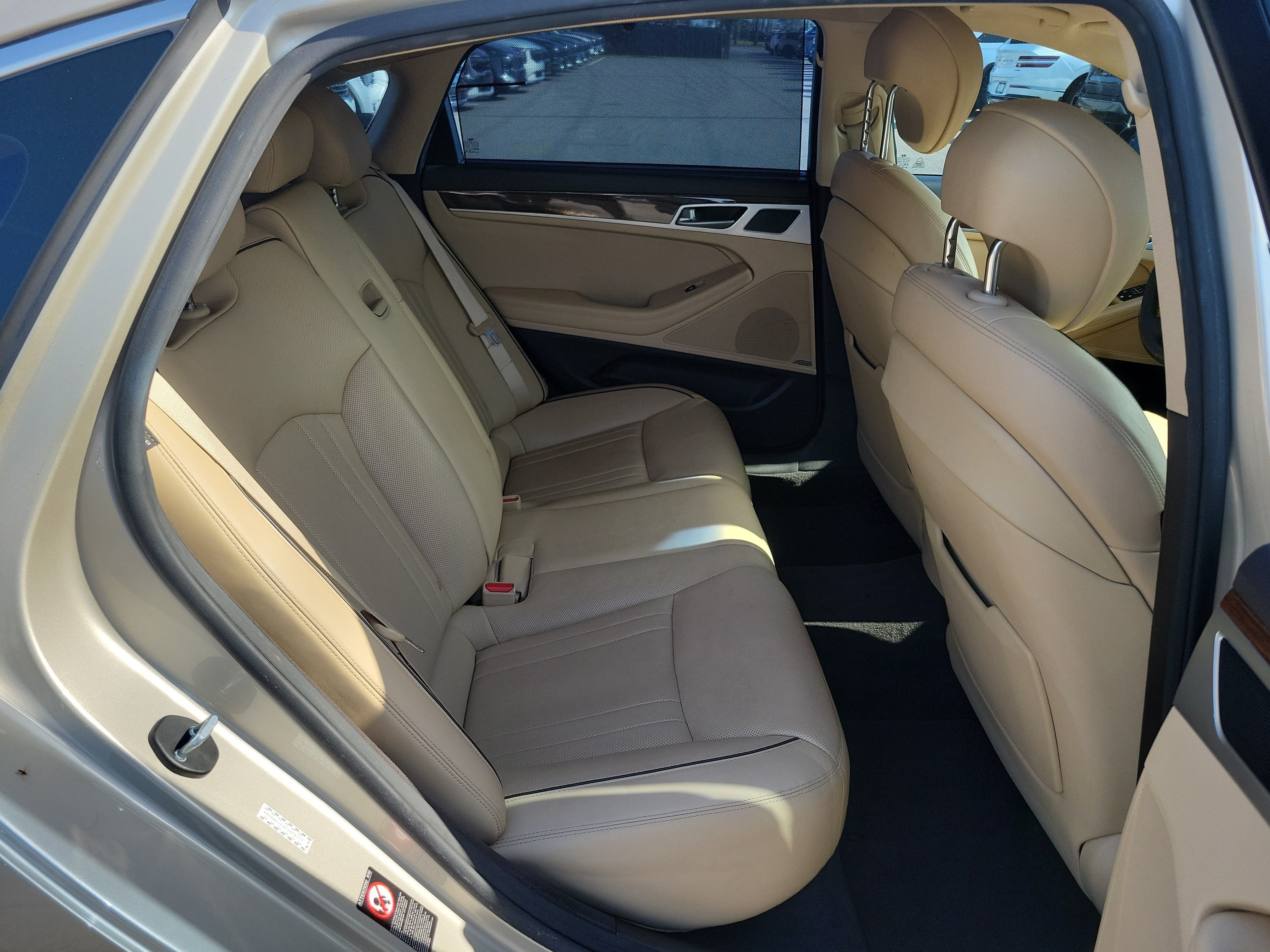 Used 2015 Hyundai Genesis 3.8 w/ Option Group 03 RWD image 12