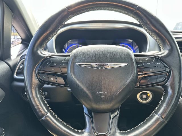 Used 2019 Chrysler Pacifica Touring-L Plus w/ S Appearance Package FWD image 20