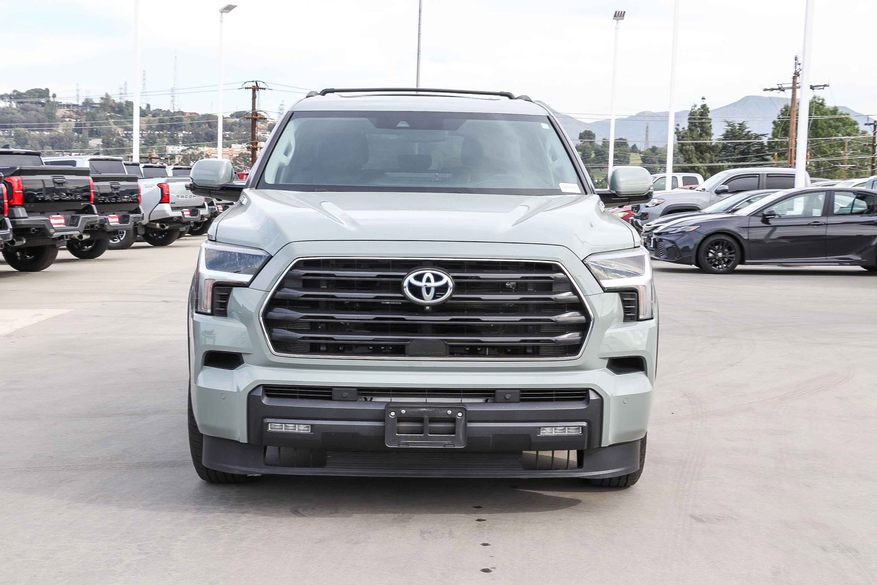 Used 2023 Toyota Sequoia SR5 w/ SR5 Premium Package image 2