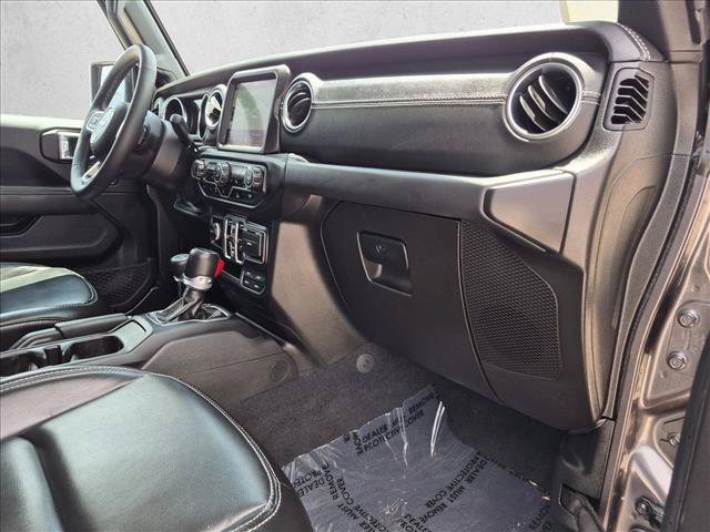Used 2023 Jeep Wrangler Unlimited Sahara w/ Cold Weather Group AWD/4WD image 21