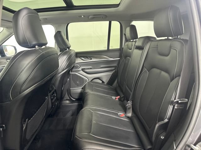 Used 2022 Jeep Grand Cherokee Limited 4xe image 23