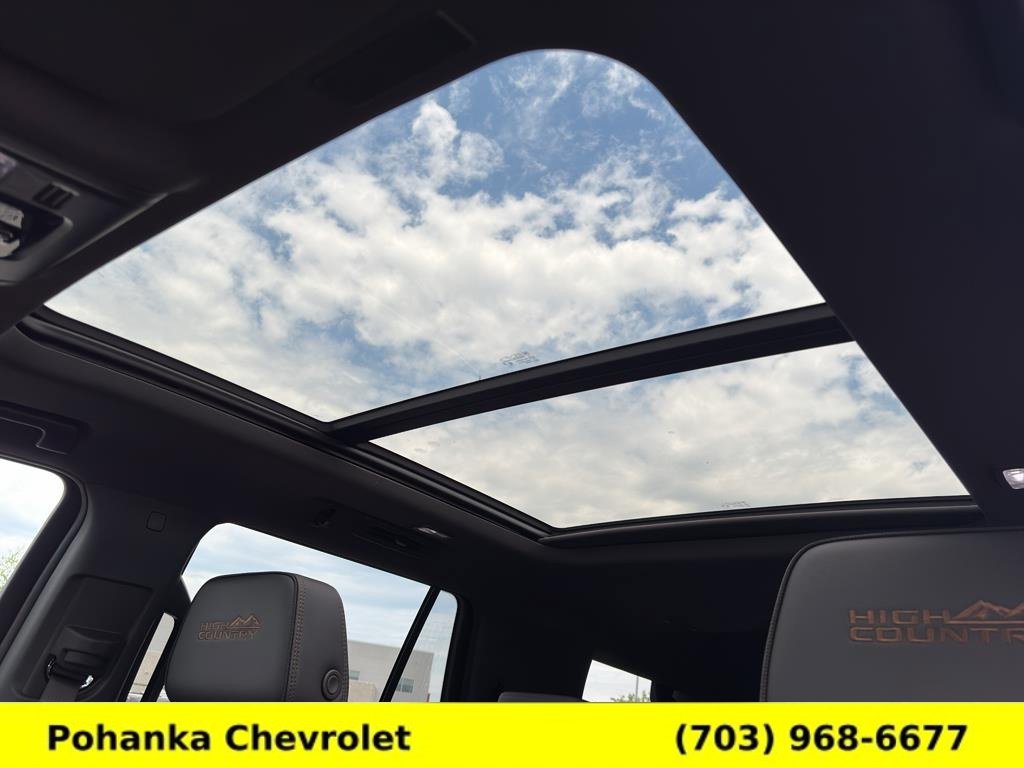 New 2026 Chevrolet Tahoe High Country AWD/4WD image 21