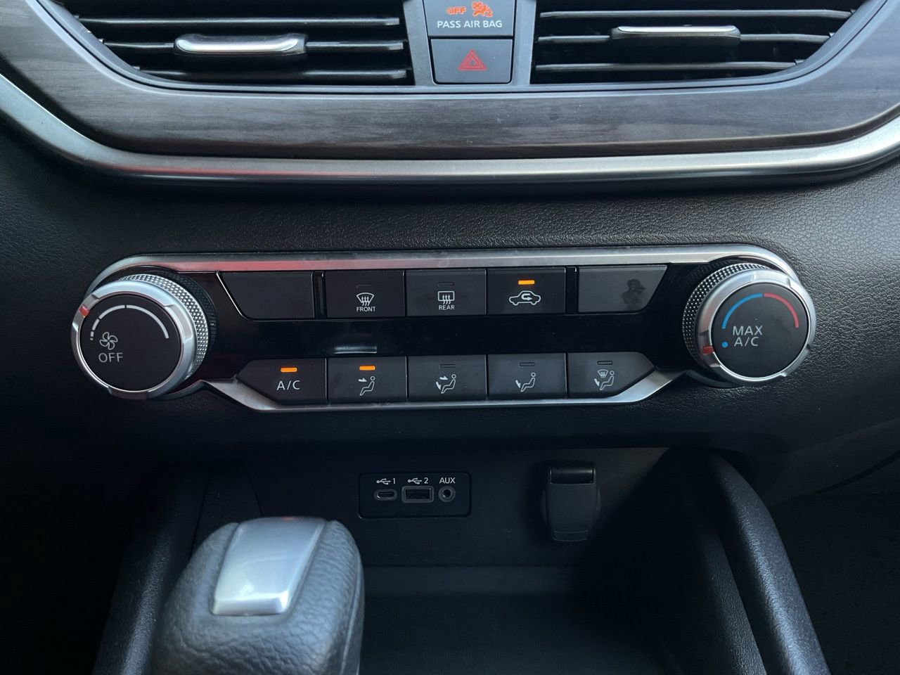 Used 2025 Nissan Sentra S FWD image 26