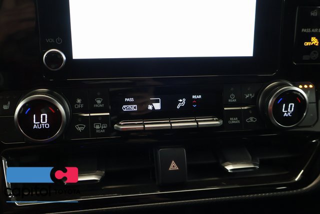 Used 2025 Toyota Highlander XSE AWD/4WD image 21