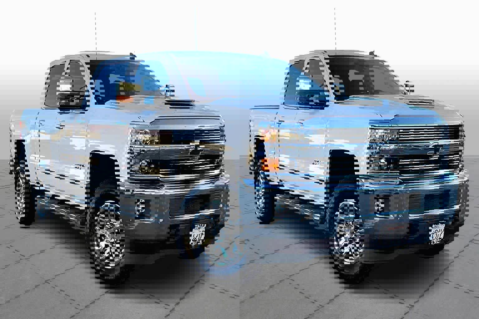 Used 2019 Chevrolet Silverado 2500 LTZ w/ Duramax Plus Package image 2