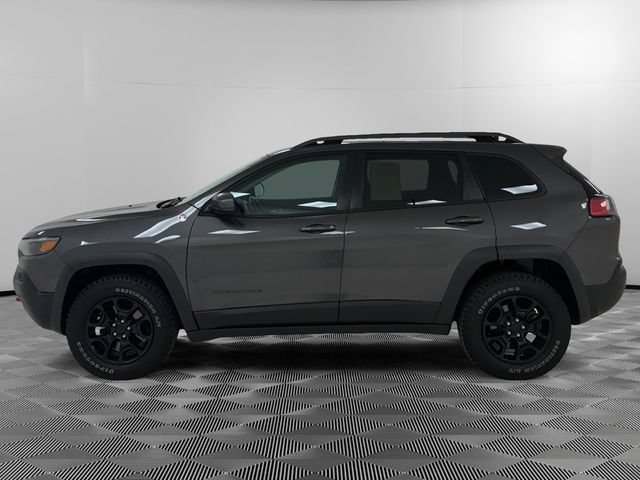 Used 2021 Jeep Cherokee Trailhawk w/ Comfort/Convenience Group AWD/4WD image 2