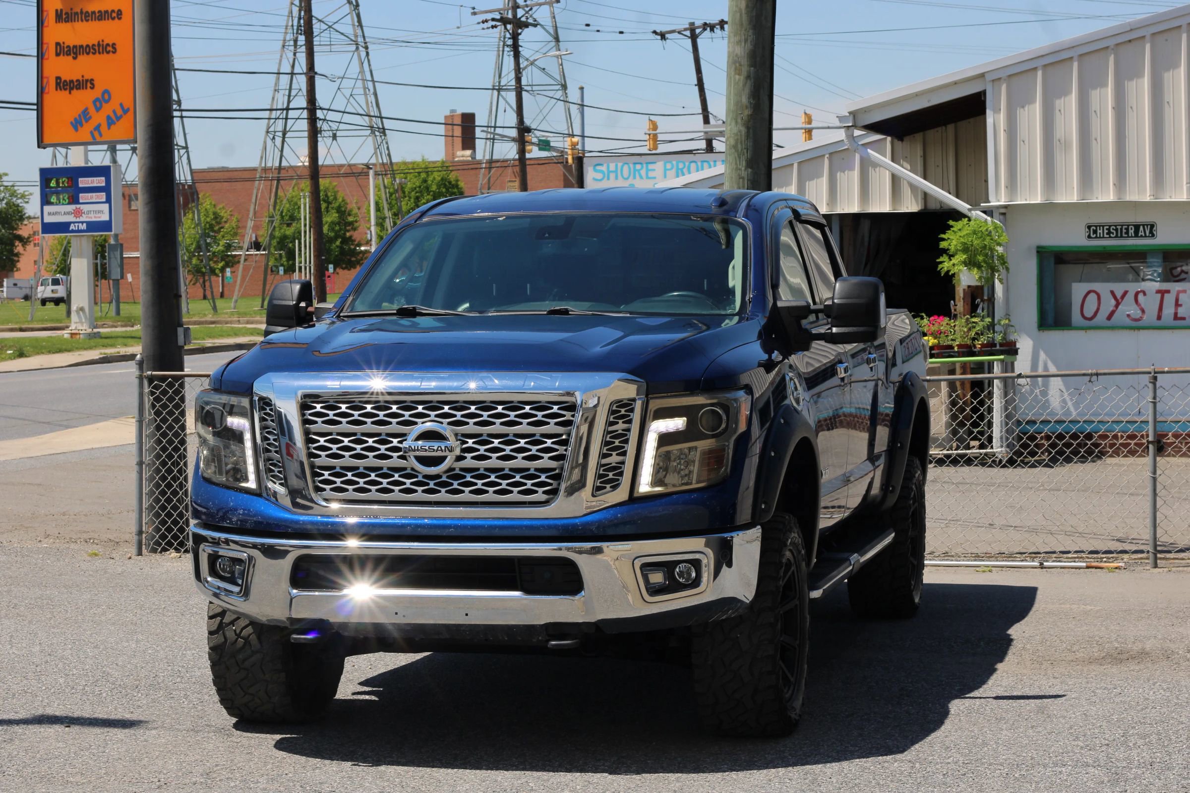 Used 2016 Nissan Titan SL AWD/4WD image 3