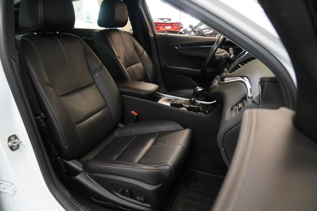 Used 2019 Chevrolet Impala LT w/ LT Leather Package FWD image 34