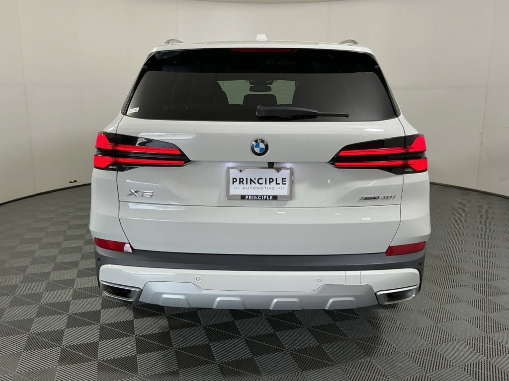 Certified 2024 BMW X5 xDrive40i w/ Premium Package AWD/4WD image 6