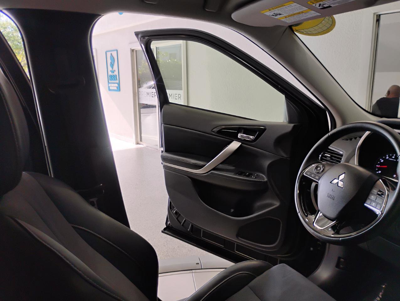 Used 2024 Mitsubishi Eclipse Cross SE image 75