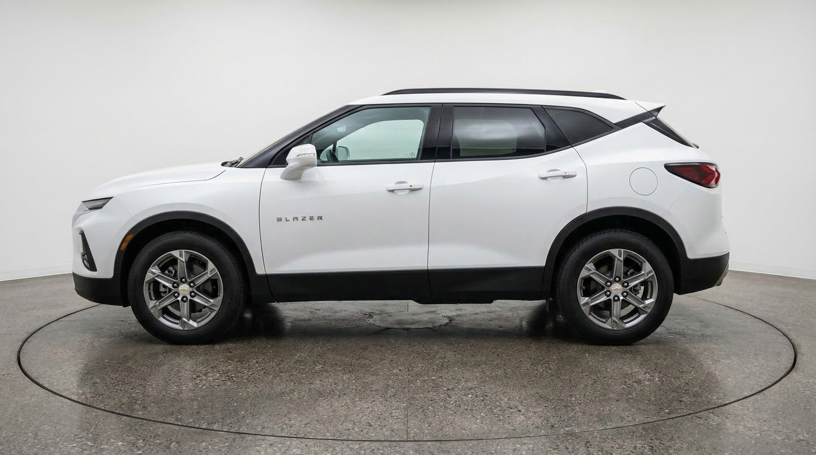 Used 2025 Chevrolet Blazer LT image 5