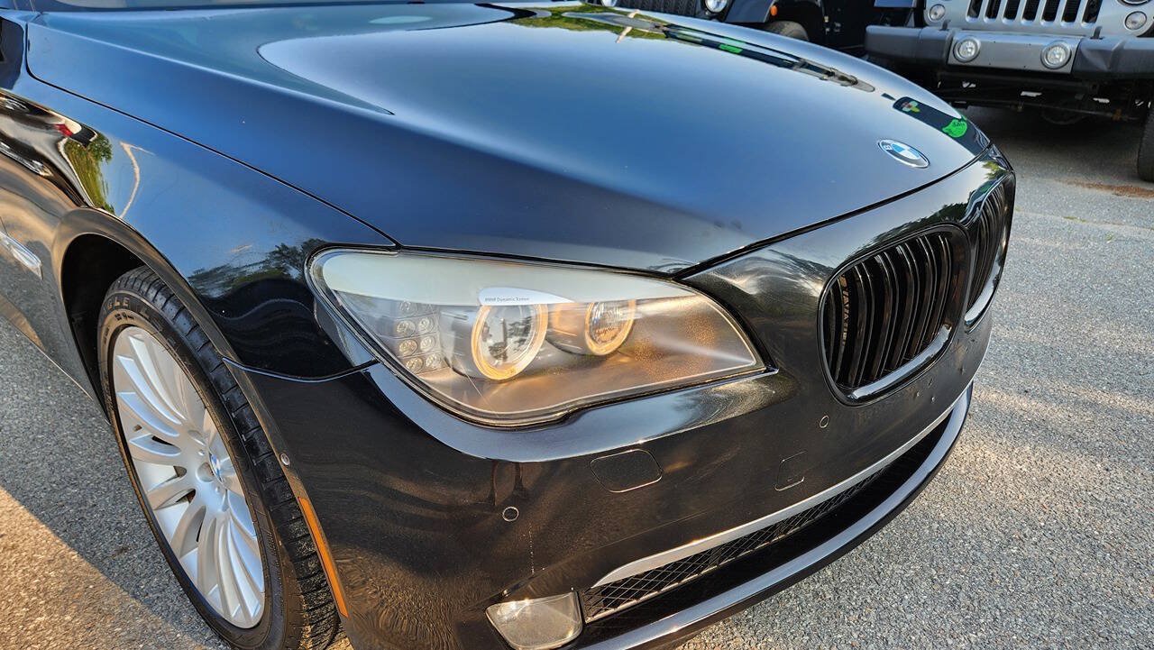 Used 2011 BMW 750Li xDrive AWD/4WD image 22