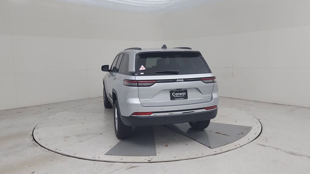 New 2025 Jeep Grand Cherokee Laredo X w/ Luxury Tech Group I image 12