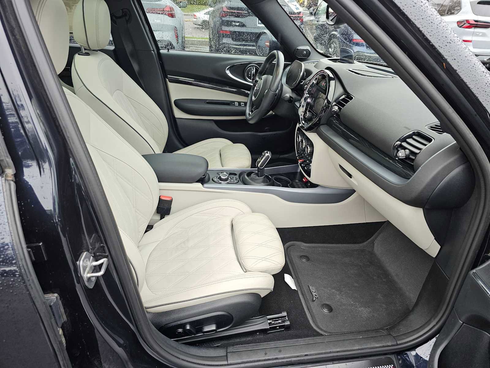 Used 2022 MINI Cooper Clubman John Cooper Works image 11