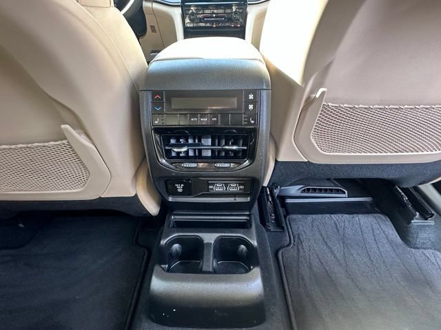 Used 2022 Jeep Grand Cherokee L Limited AWD/4WD image 31