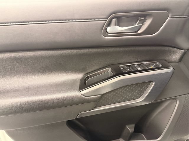 Certified 2024 Nissan Pathfinder SL FWD image 15