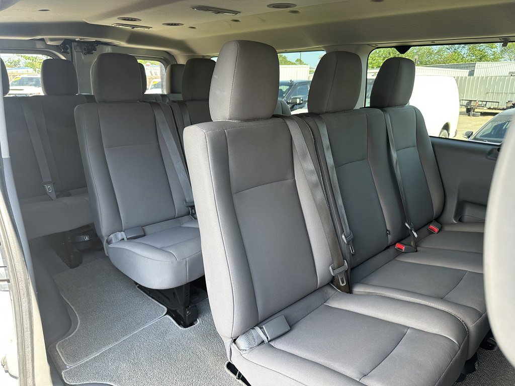 Used 2019 Nissan NV 3500 SV w/ Navigation Package RWD image 12