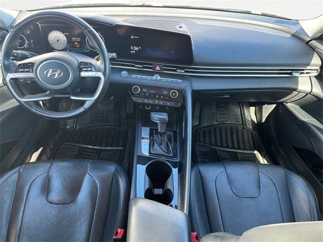Used 2021 Hyundai Elantra Limited image 14