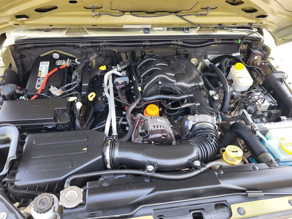 Used 2013 Jeep Wrangler Unlimited Sport image 22