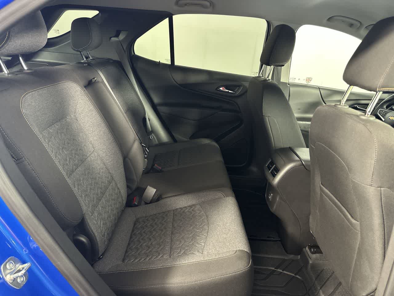Used 2024 Chevrolet Equinox LT w/ LPO, Floor Liner Package FWD image 7