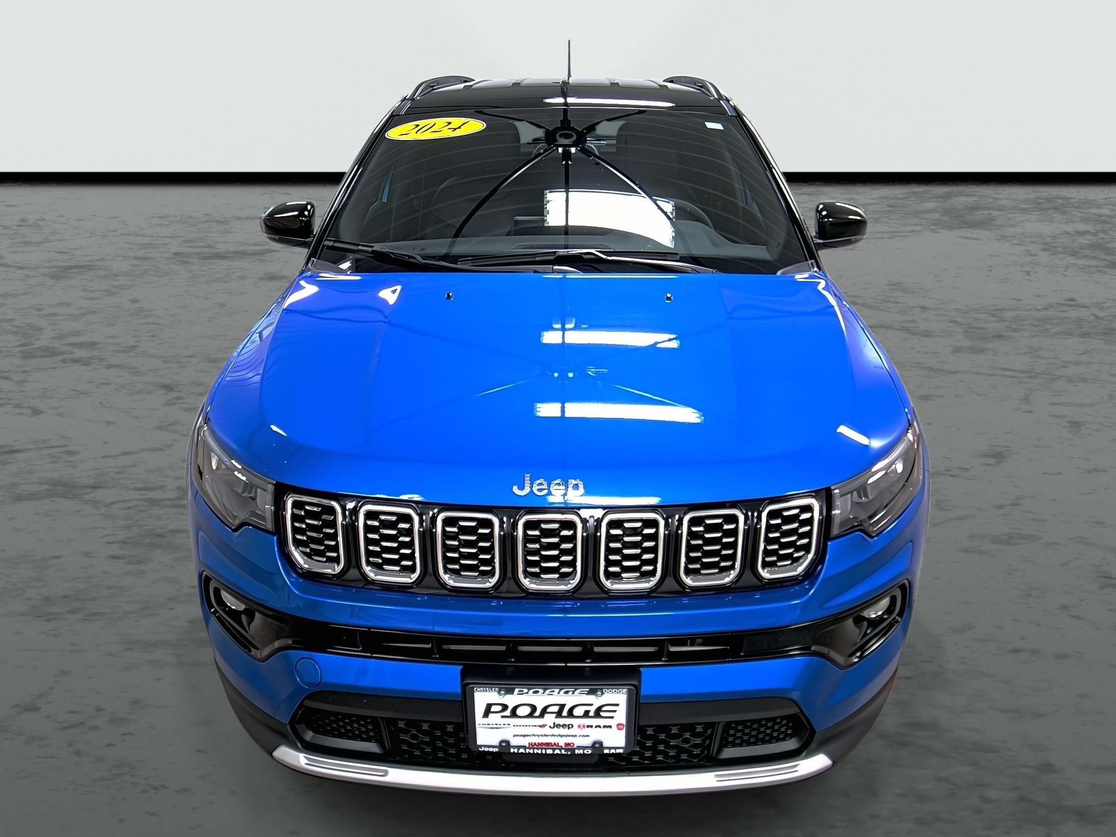 Used 2024 Jeep Compass Limited image 6