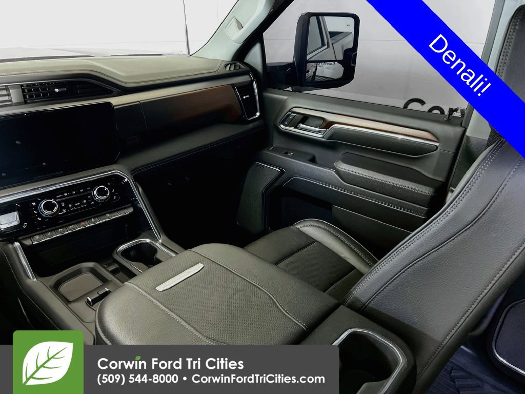 Used 2024 GMC Sierra 2500 Denali w/ Denali Reserve Package AWD/4WD image 27