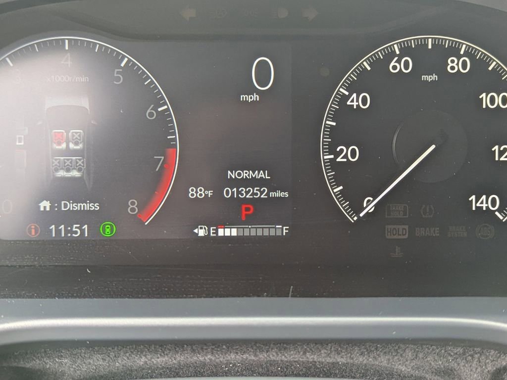 Used 2025 Honda HR-V LX image 28