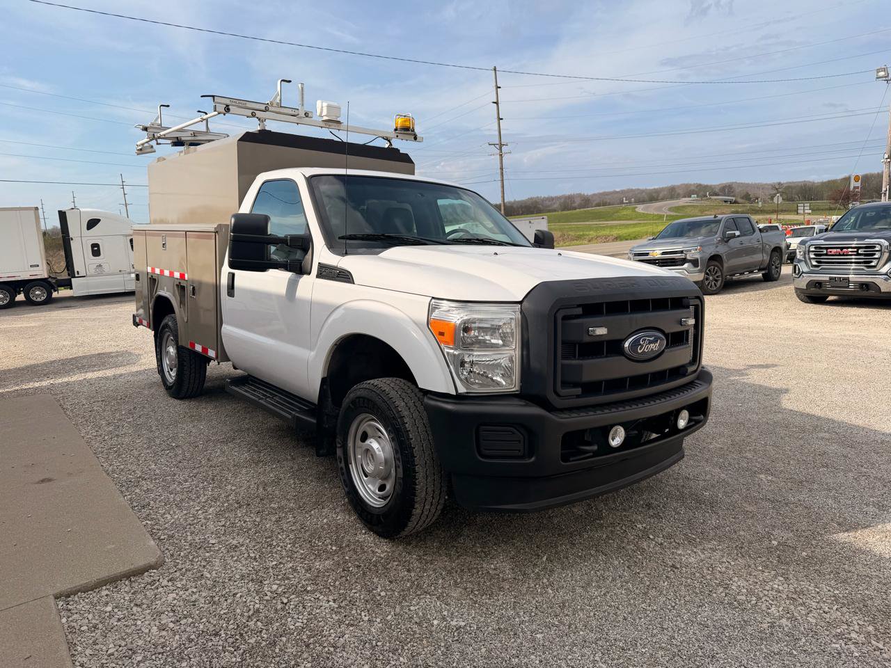 Used 2016 Ford F350 XL AWD/4WD image 4