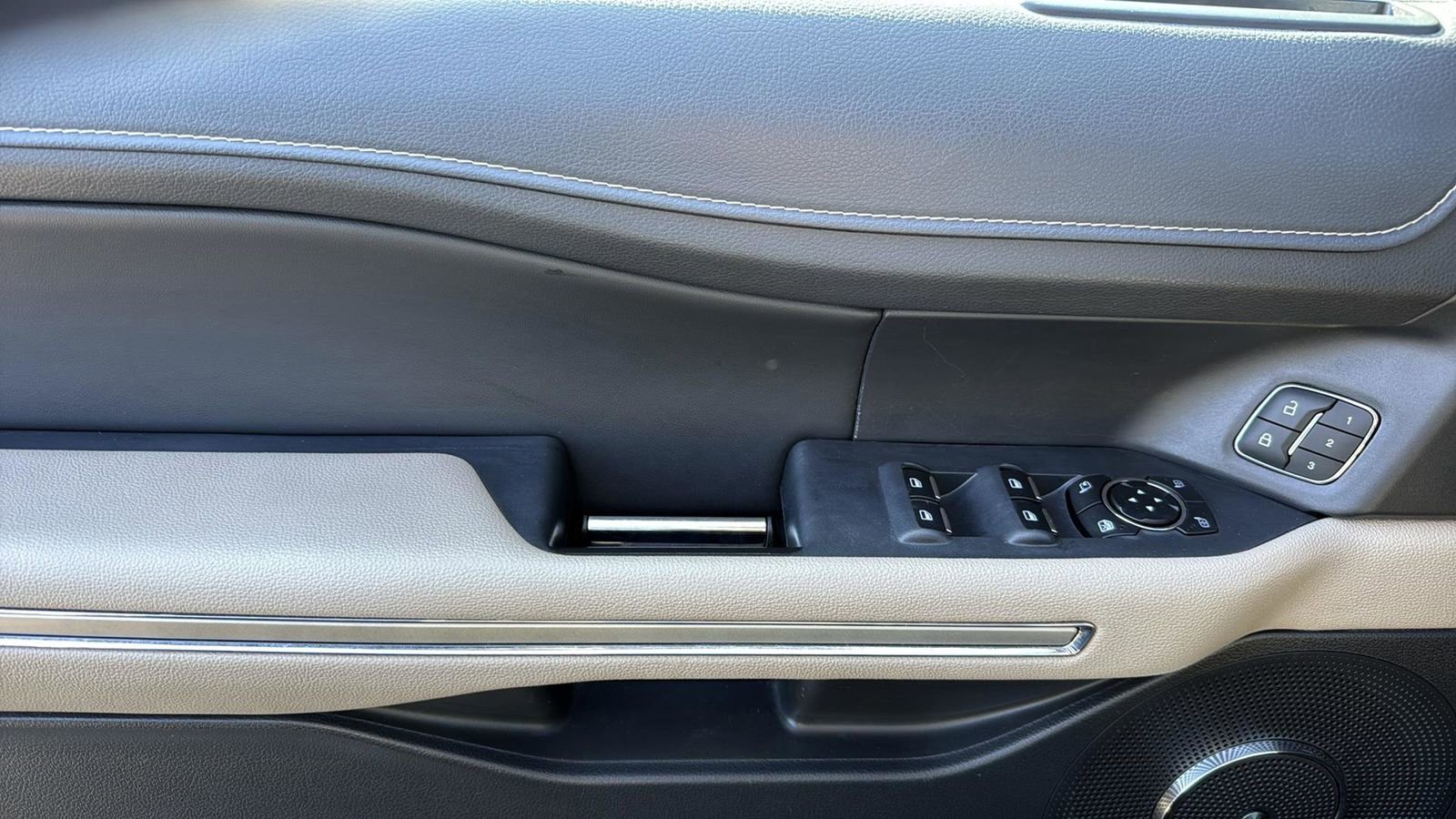 Certified 2024 Ford Expedition Max Limited image 12