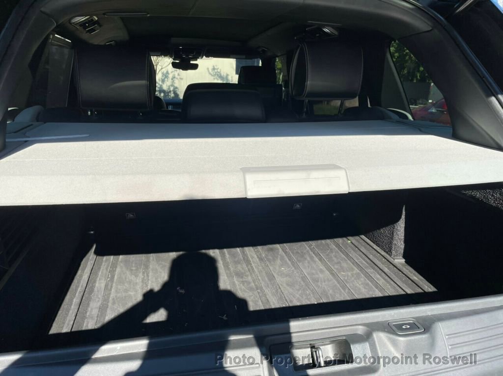 Used 2017 Land Rover Range Rover Long Wheelbase Autobiography image 13