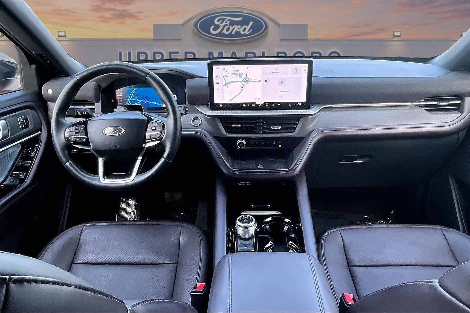 Used 2025 Ford Explorer Platinum w/ Ultimate Package AWD/4WD image 16
