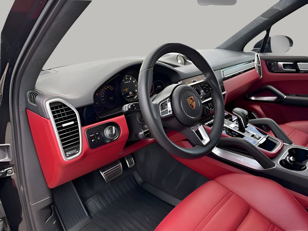 Used 2023 Porsche Cayenne Turbo S image 22