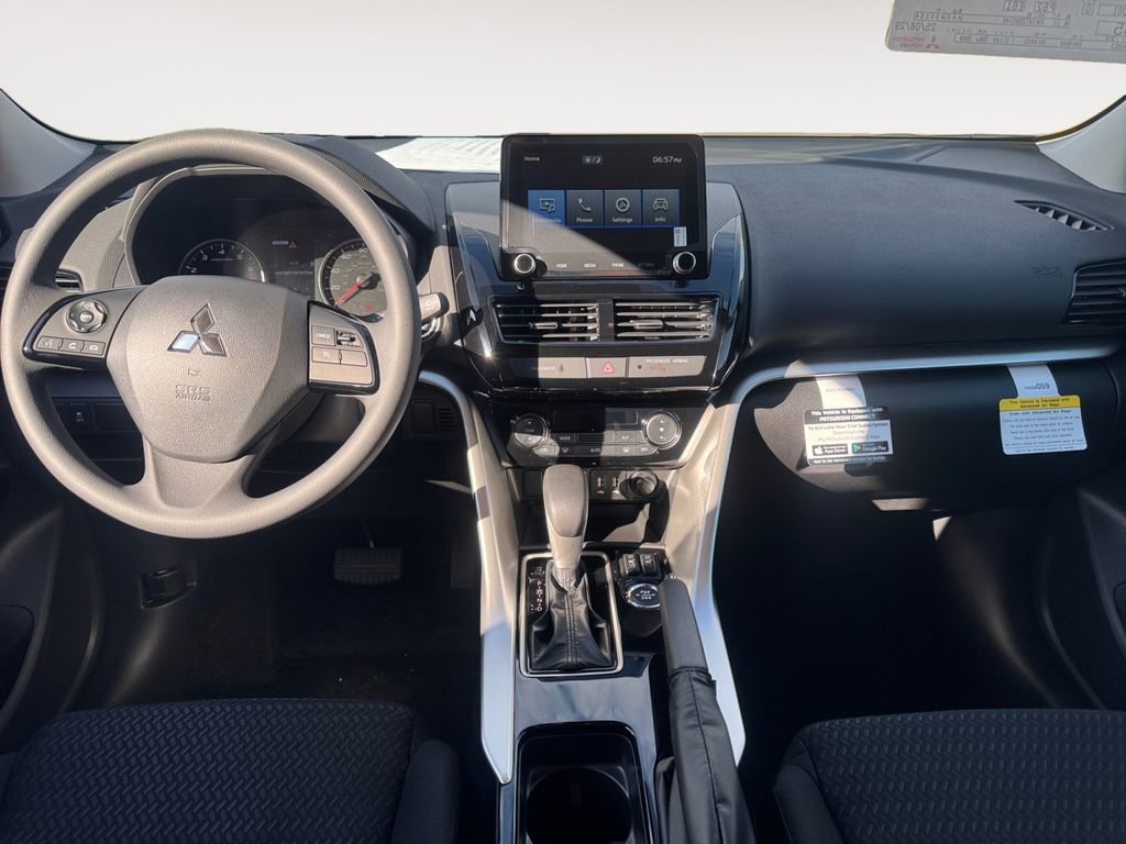 New 2026 Mitsubishi Eclipse Cross LE image 10