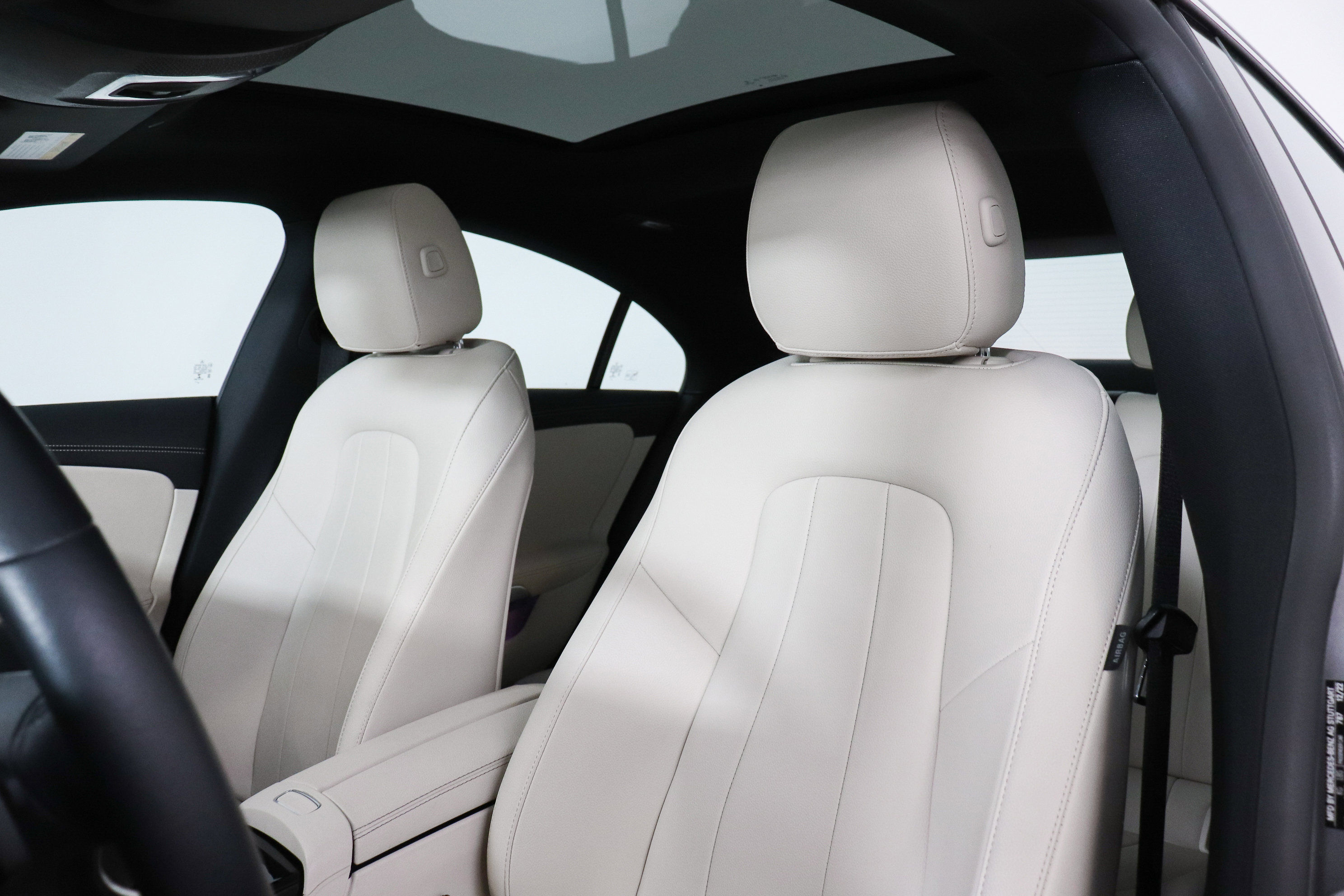 Used 2023 Mercedes-Benz CLA 250 4MATIC image 10