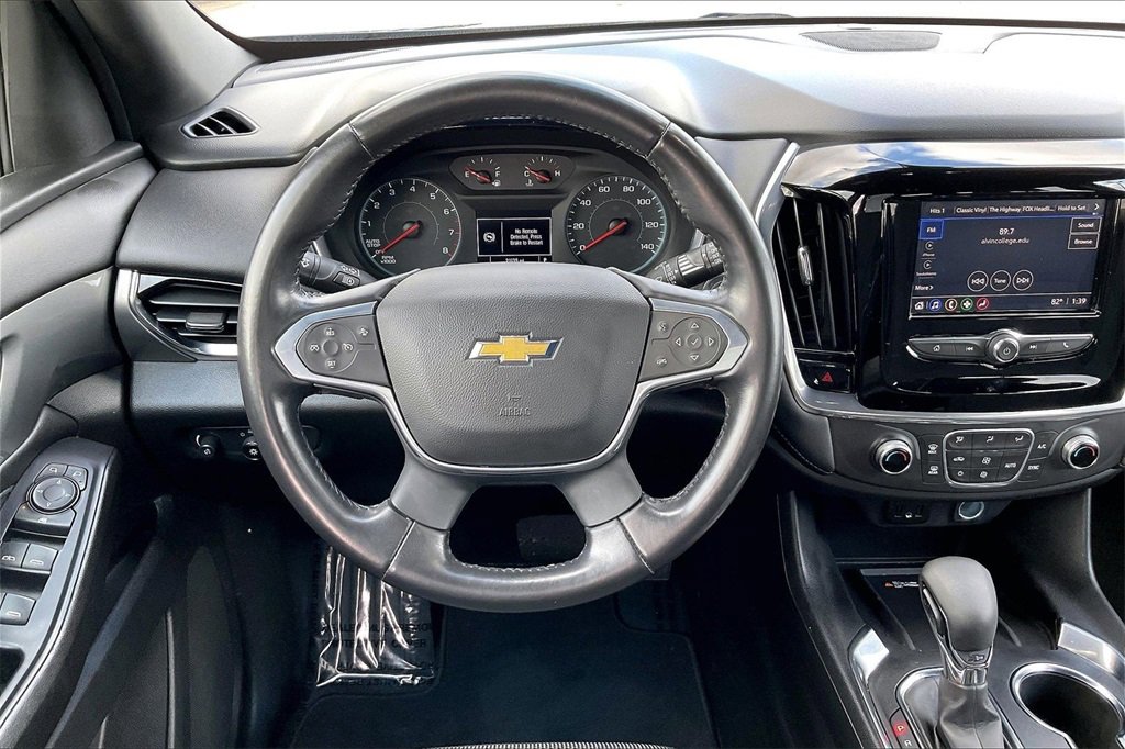 Used 2022 Chevrolet Traverse LT image 8