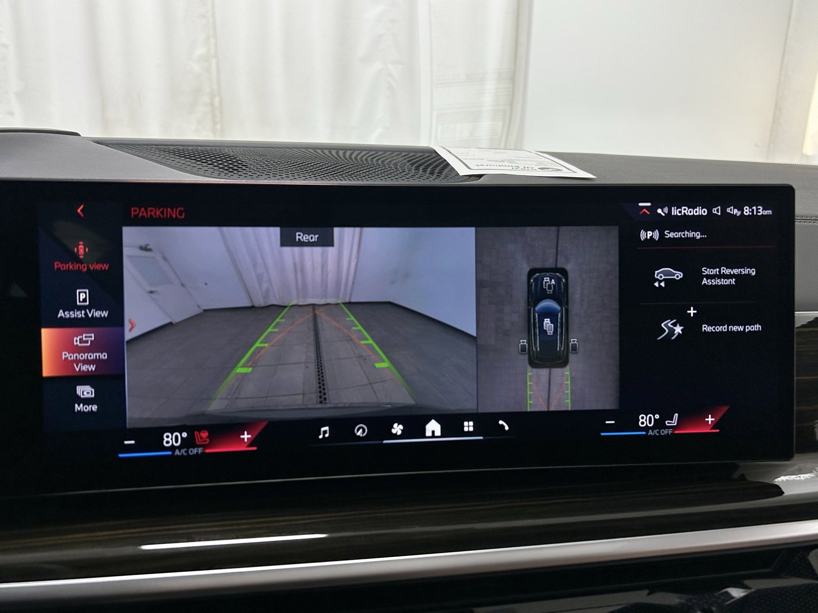 Used 2024 BMW X5 xDrive40i w/ Premium Package image 18