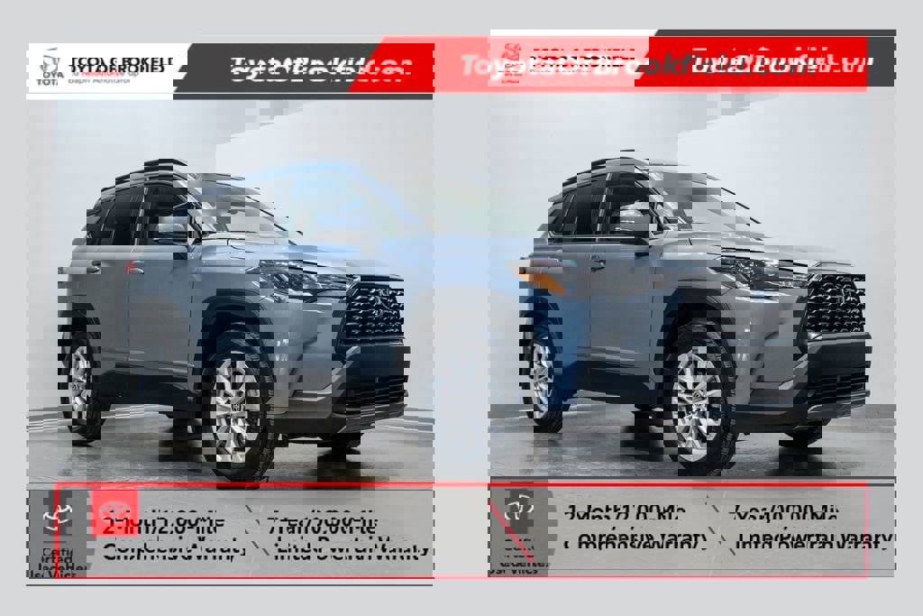 Certified 2023 Toyota Corolla Cross LE image 1