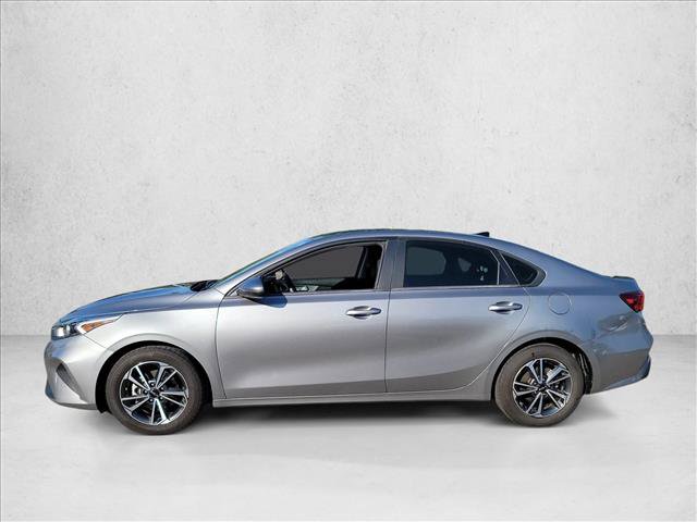 Used 2022 Kia Forte LXS FWD image 9