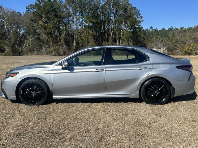 Used 2024 Toyota Camry XSE image 8