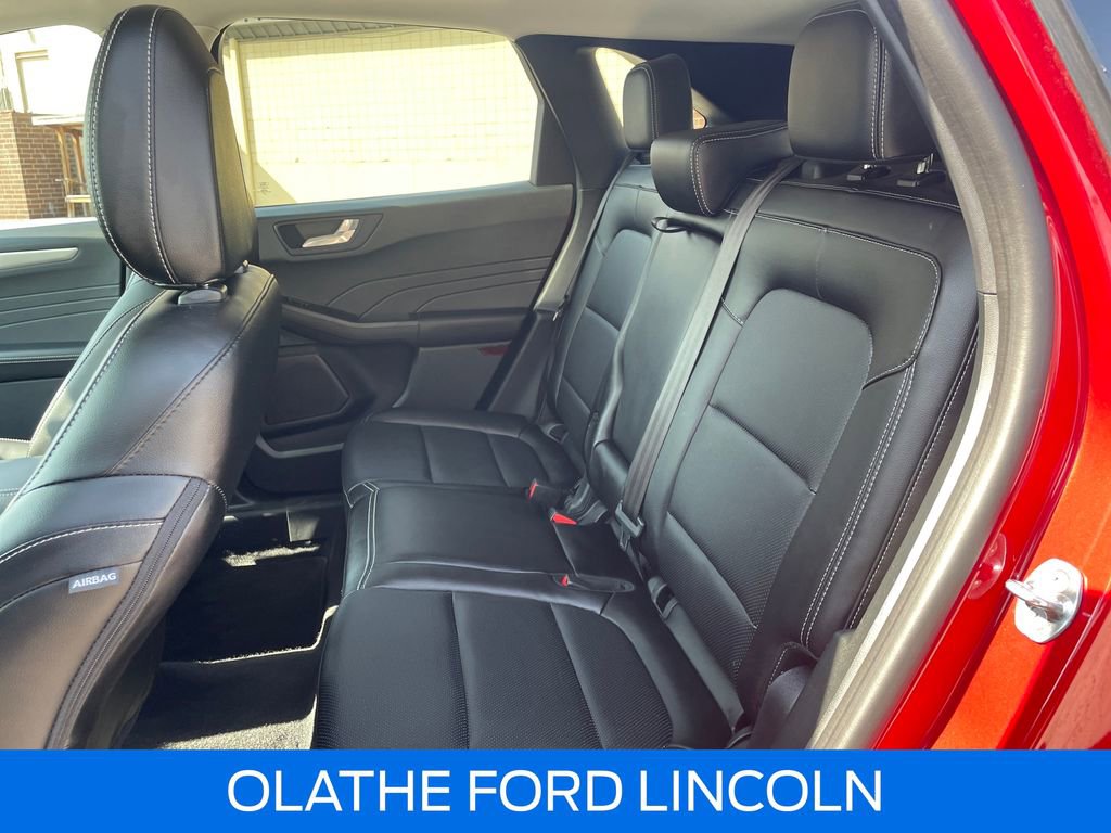 Used 2022 Ford Escape SEL image 21