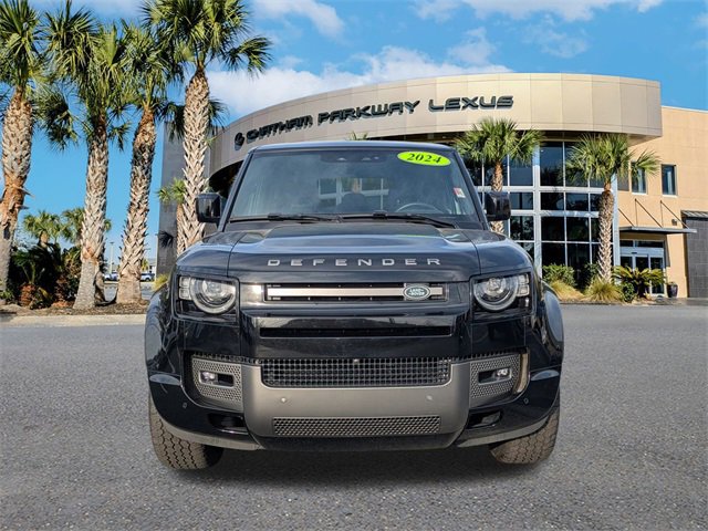 Used 2024 Land Rover Defender 110 X-Dynamic SE image 10