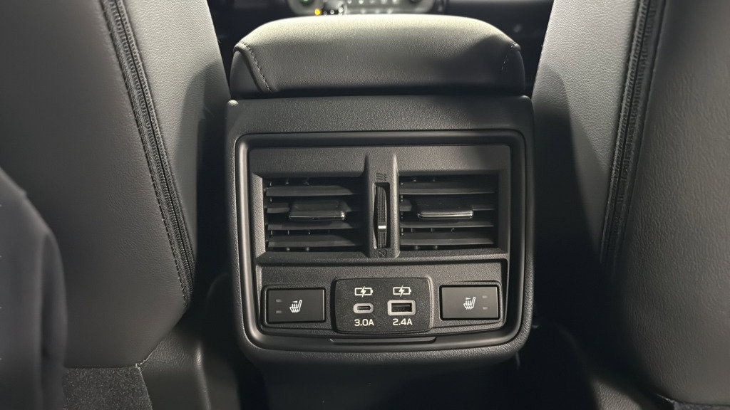 New 2026 Subaru Outback Limited AWD/4WD image 33