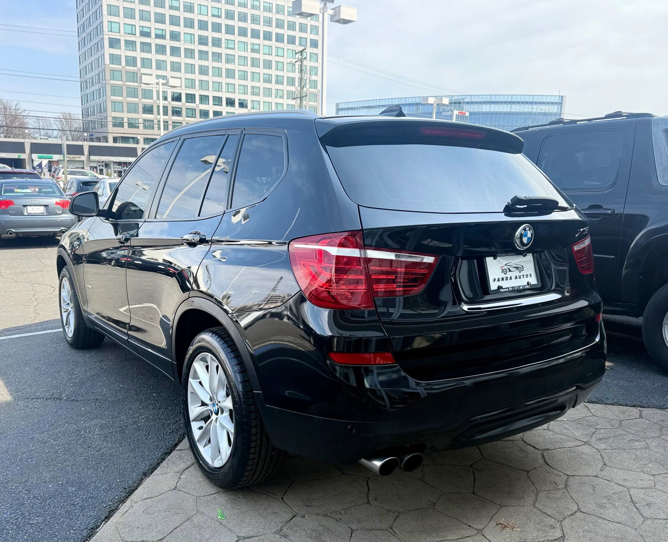Used 2015 BMW X3 xDrive28i w/ Driver Assistance Package AWD/4WD image 5