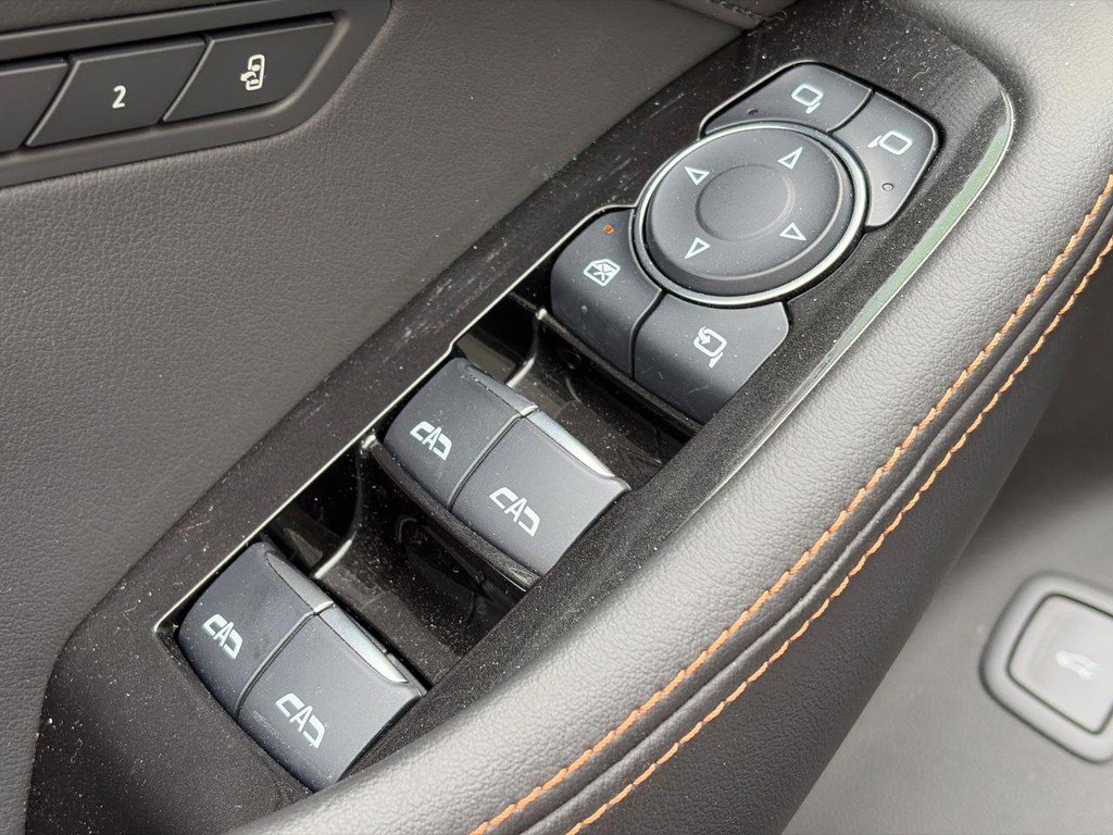 Certified 2025 Cadillac CT5 Sport w/ Technology Package image 17