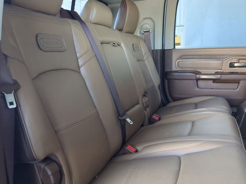 Used 2024 RAM 3500 Limited w/ Towing Technology Group AWD/4WD image 7
