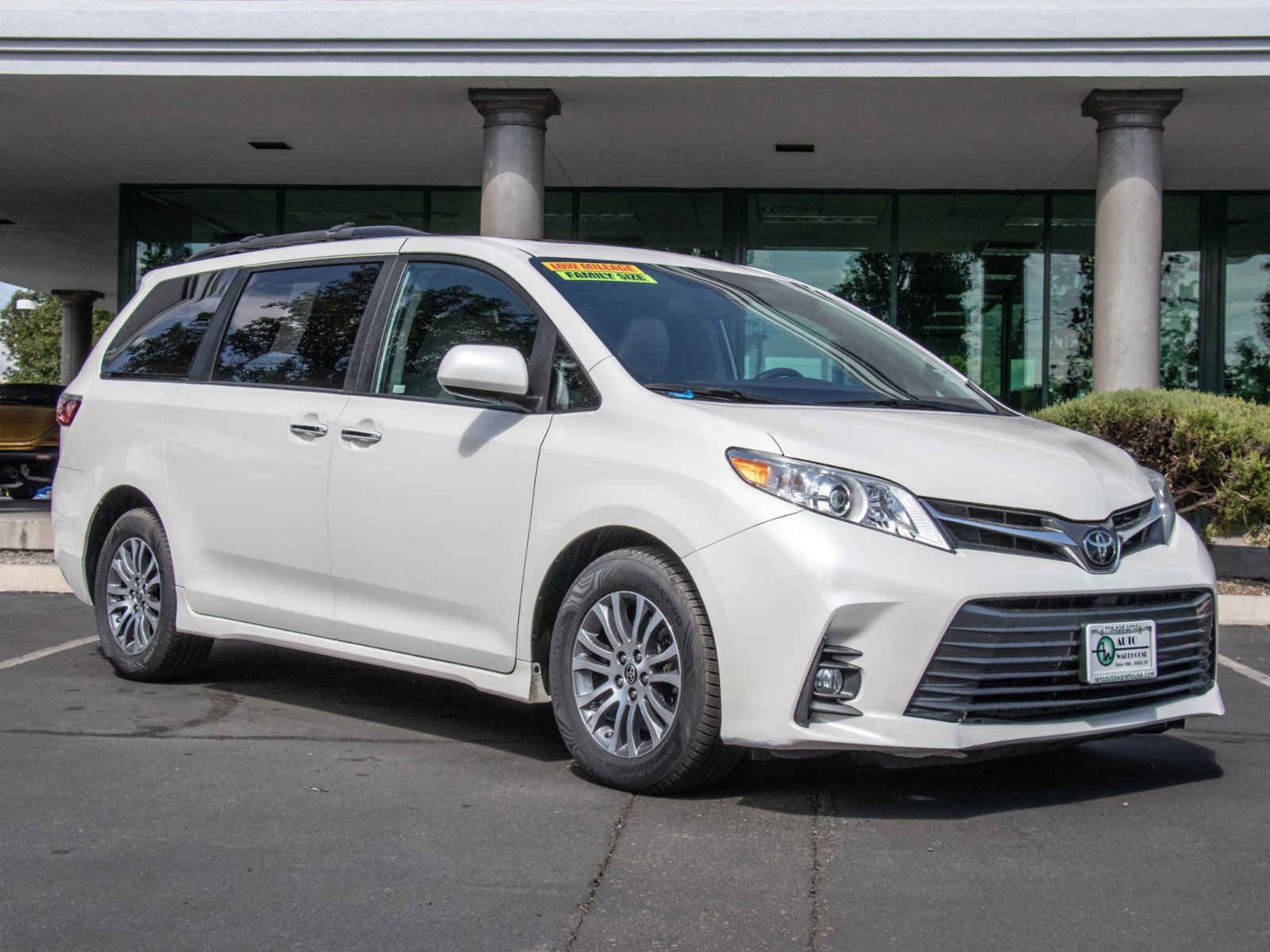 Used 2020 Toyota Sienna XLE