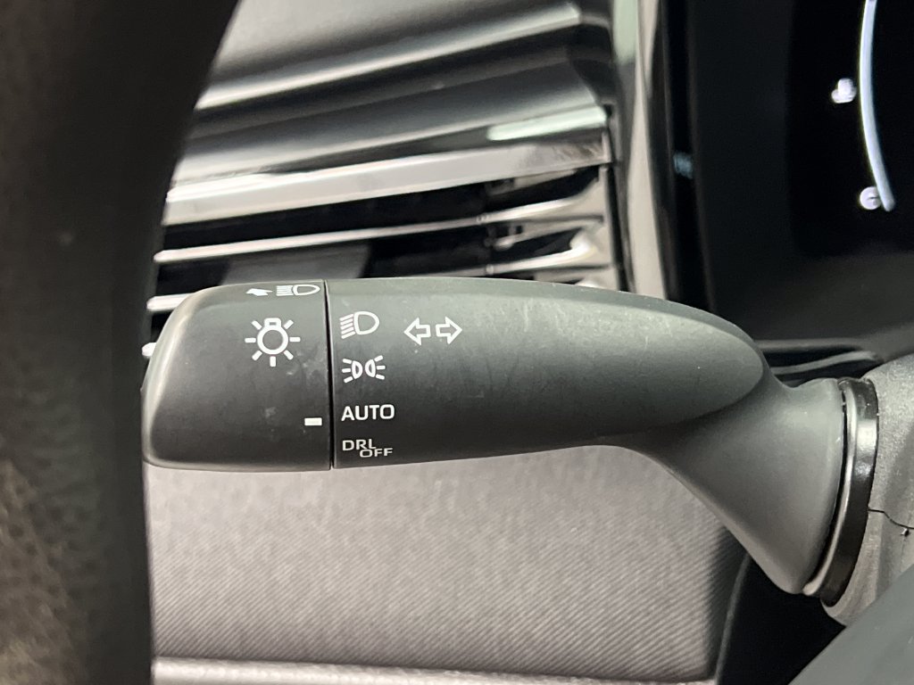Used 2025 Toyota Camry LE FWD image 47