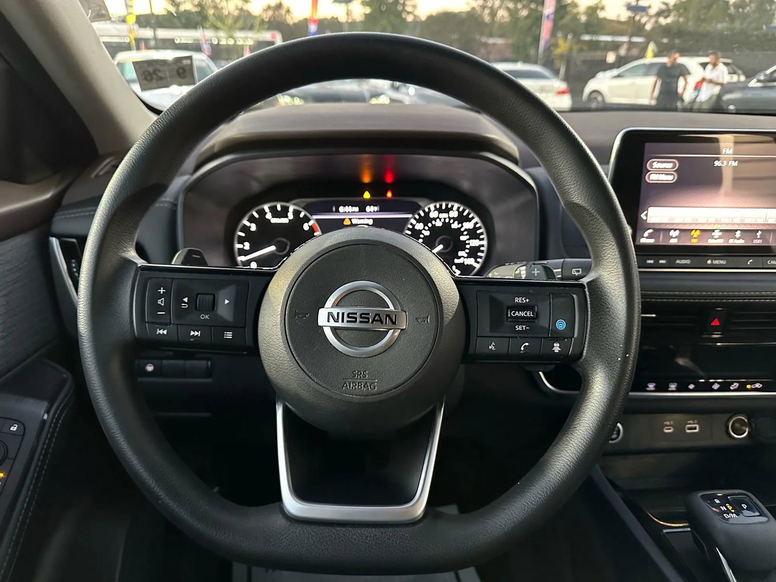 Used 2021 Nissan Rogue SV image 23