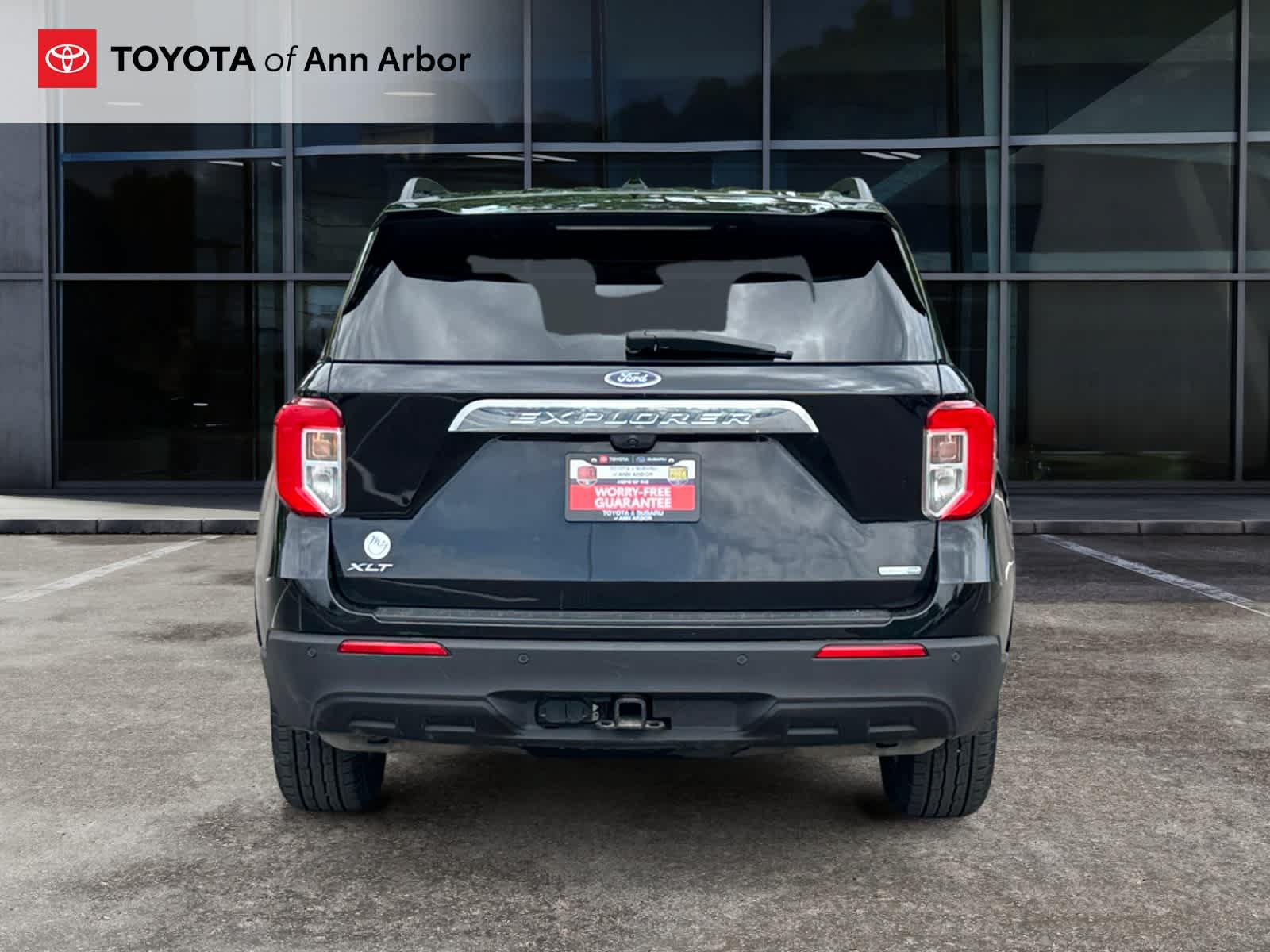 Used 2020 Ford Explorer XLT w/ Class III Trailer Tow Package AWD/4WD image 9